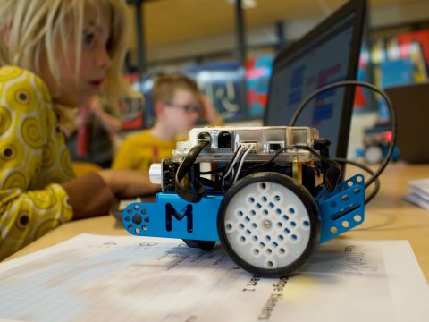 Programmeren met mBot en Arduino HOOFDFOTO
